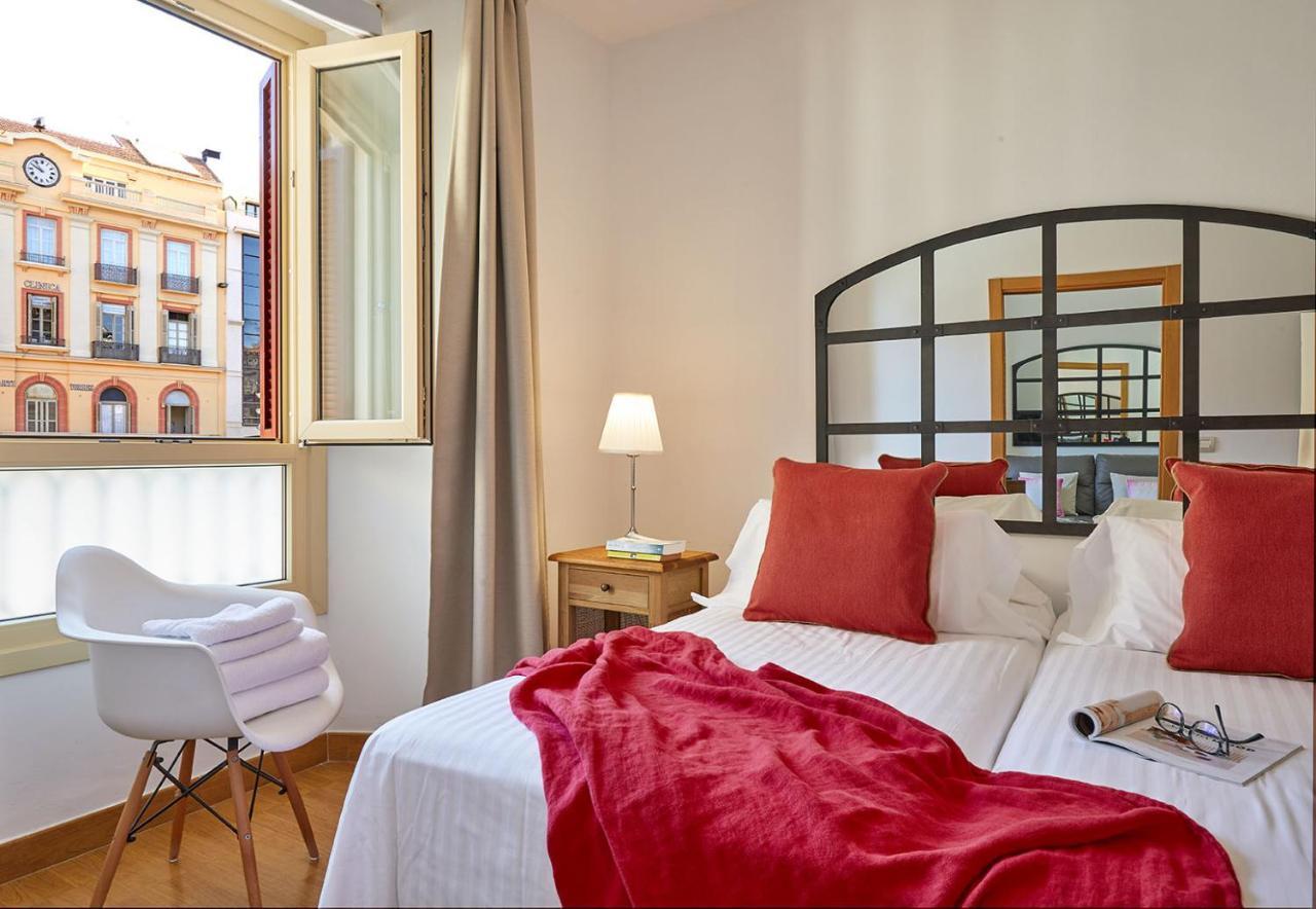 Lodgingmalaga Plaza Constitucion Εξωτερικό φωτογραφία