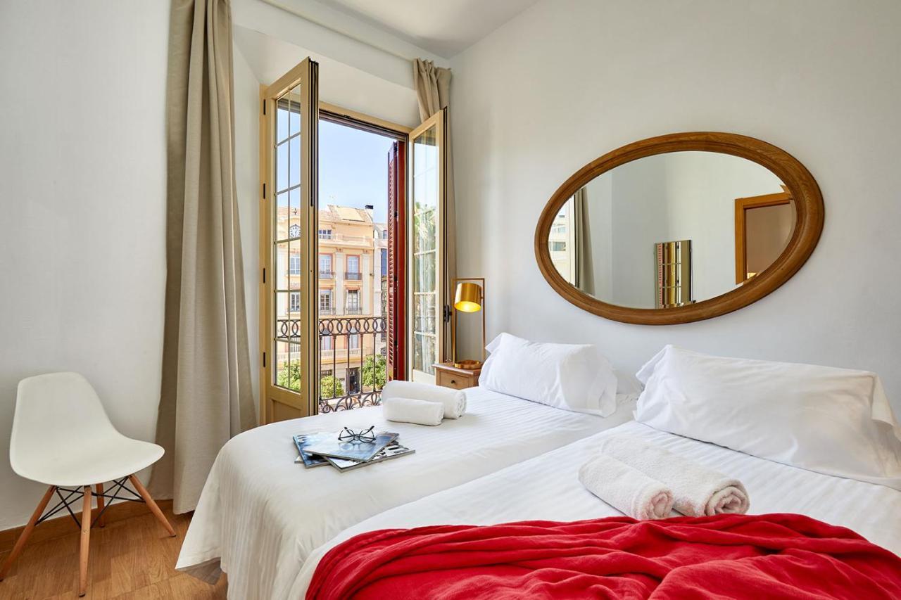 Lodgingmalaga Plaza Constitucion Εξωτερικό φωτογραφία