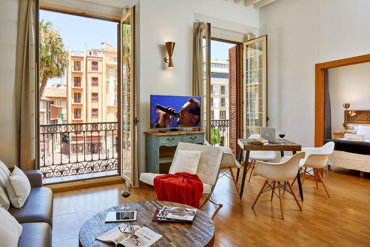 Lodgingmalaga Plaza Constitucion Εξωτερικό φωτογραφία