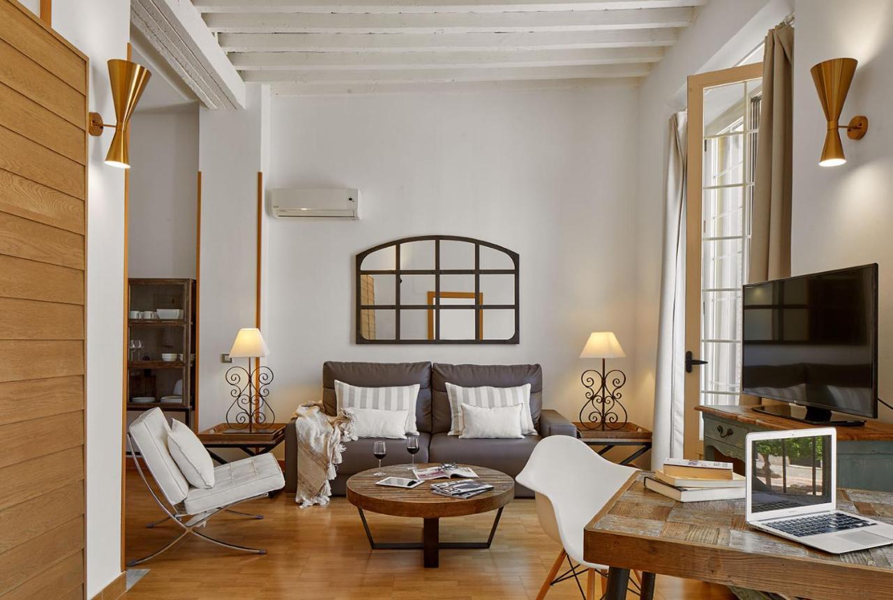 Lodgingmalaga Plaza Constitucion Εξωτερικό φωτογραφία